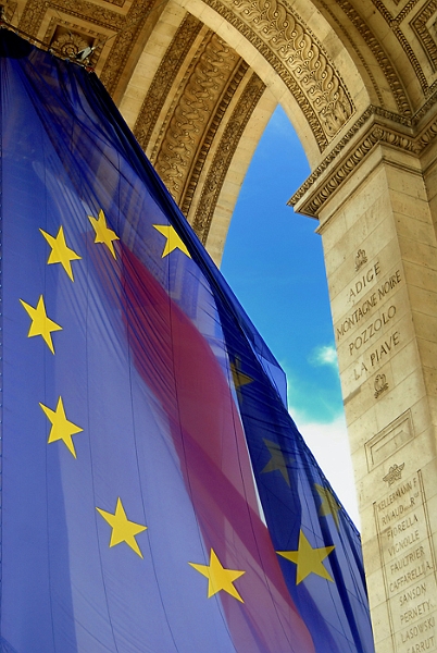 Arc de triomphe_03.jpg - .